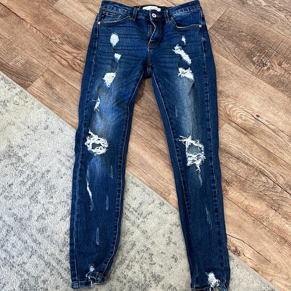 Distressed Kancan jeans